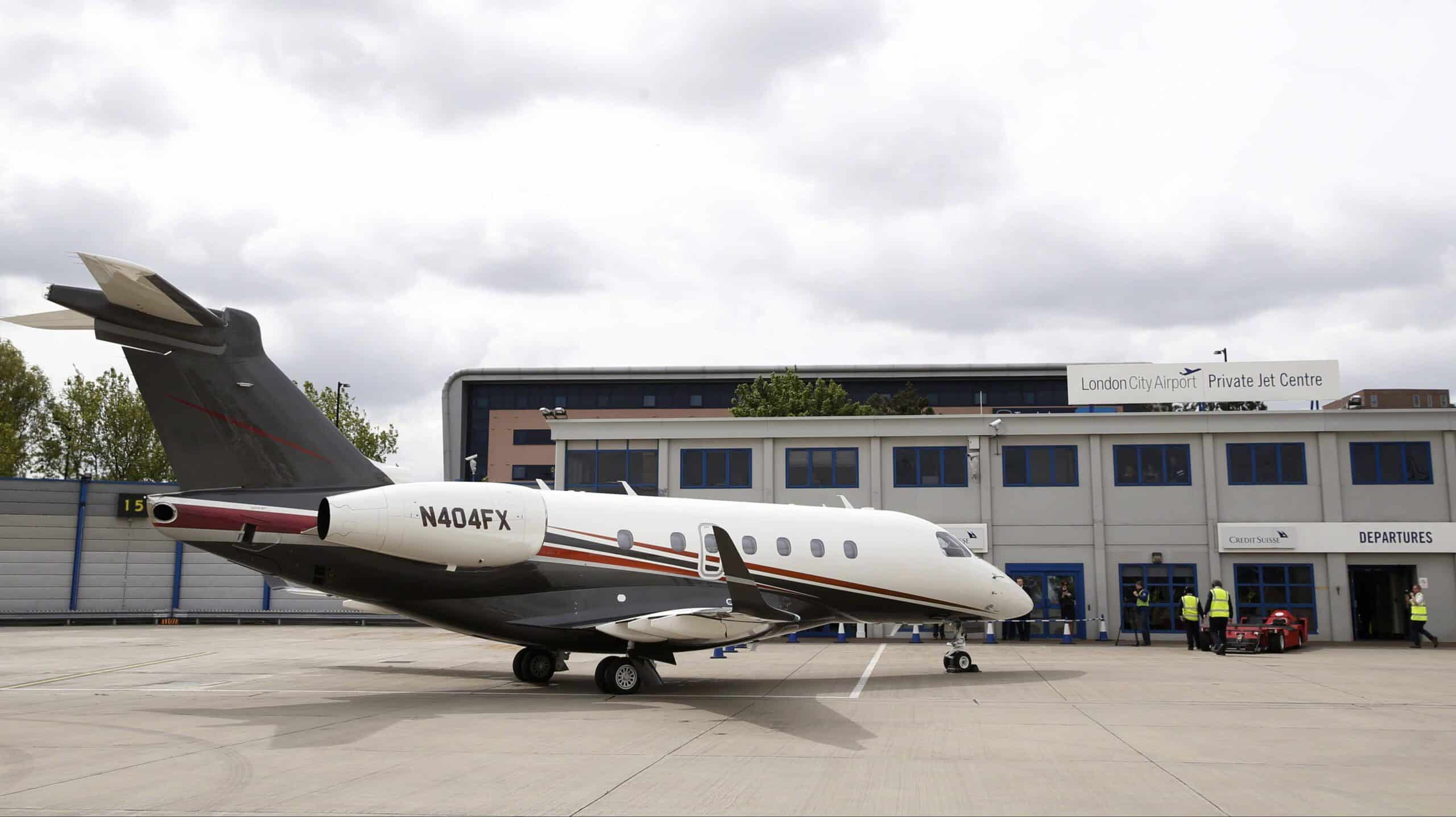 Flexjet Legacy 500, Marking Embraer's 1,000th Business Jet, Completes Certification to Become First to Fly Into London City Airport - Flexjet