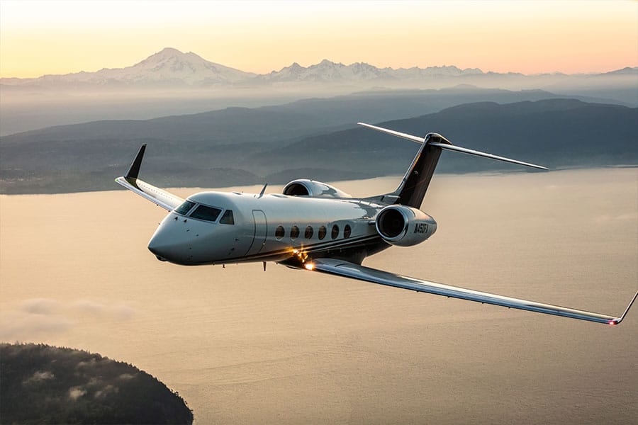 BUSINESS JET VS. EXECUTIVE JET